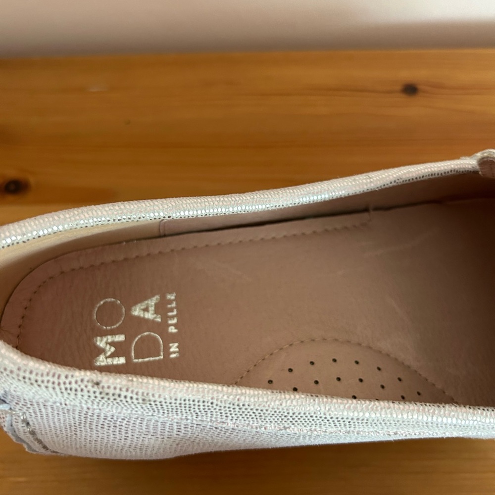 Pelle Moda Shoes - Picture 10 of 16